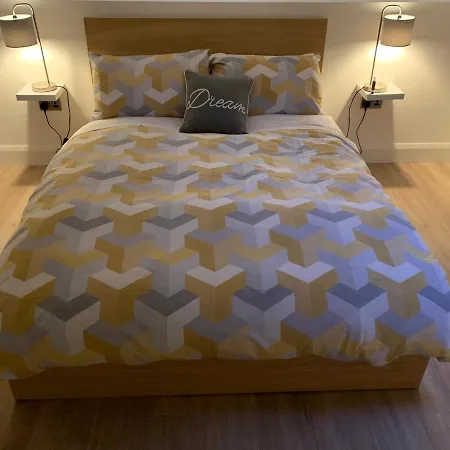 Ballycahill Studio Apartment *